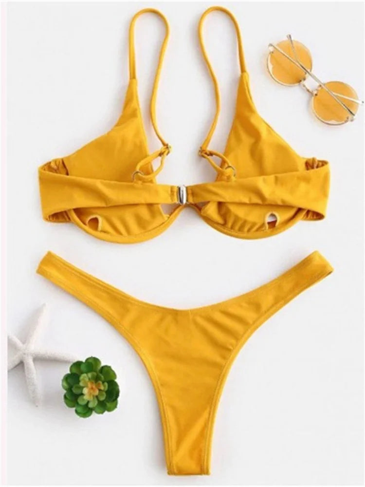 Enfärgat Bikiniset Dam – String Halter med Push-up
